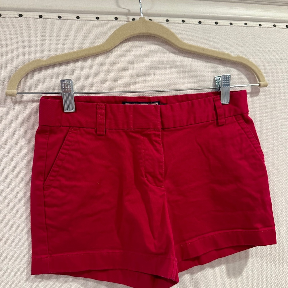 Vineyard vines red girls shorts